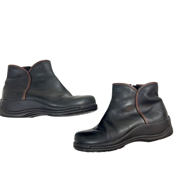 Dansko women's boots 41 US 10.5-11 black leather side zip round toe 1.75" heel - Picture 8 of 10
